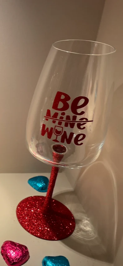 Be mine/Wine
