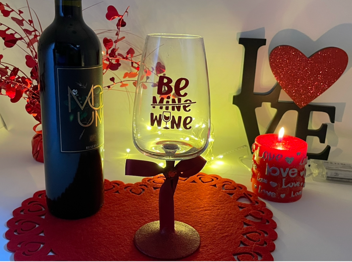 Be mine/Wine